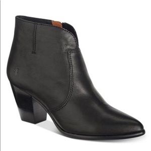 FRYE JENNIFER ANKLE BOOTIES
